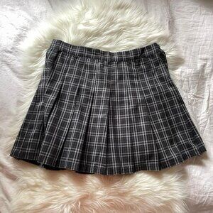 Aerie Grey Plaid Pleated Skirt